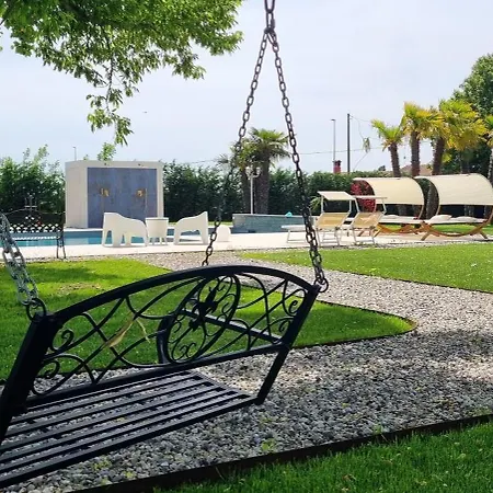 Casakadd001luxury Heated Pool Garden Patiobarbeque * Cive